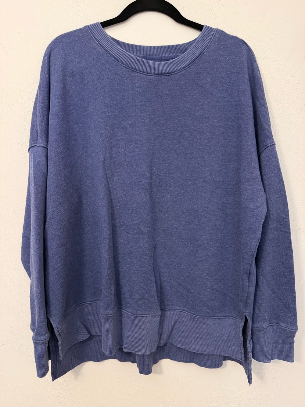 120 - Time and Tru Relaxed Scoop Neck Sweater in Dusty Periwinkle